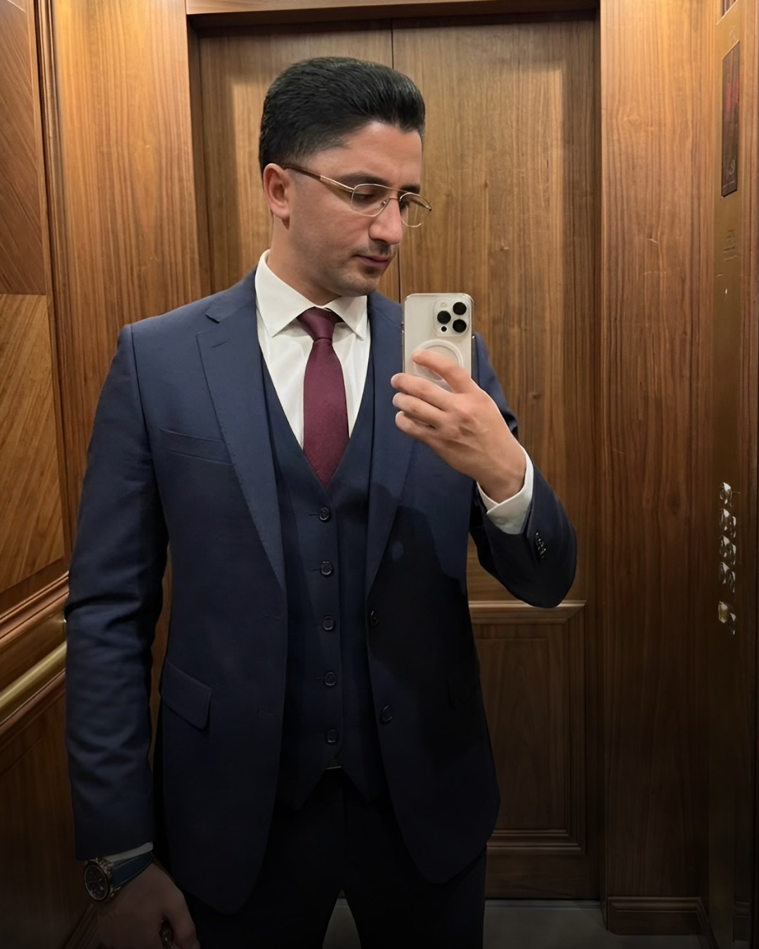 Soufien — digital marketer specializing in client acquisition systems